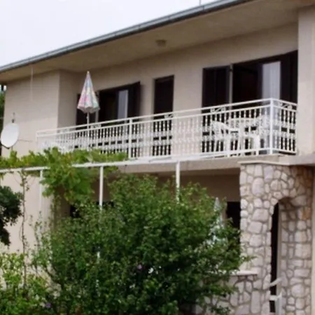 Ferienwohnung In Mit Garten Und Terrasse Und Meerblick Appartamento *